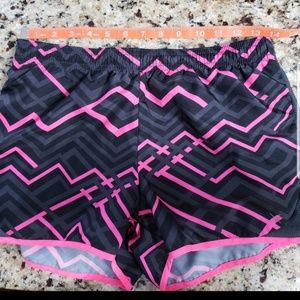 XERSION | Black and pink quick-dri shorts size L